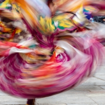 Punakha - Dans la cour du Dzong de Punakha, les moines evoquent la victoire des forces du bien contre les forces du mal lors de leurs danses masquees (Bhoutan) /